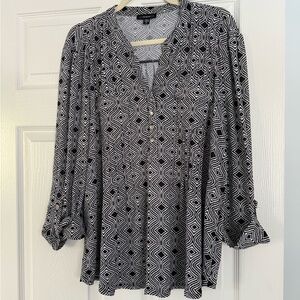 Cocomo Black and White Patterned Blouse